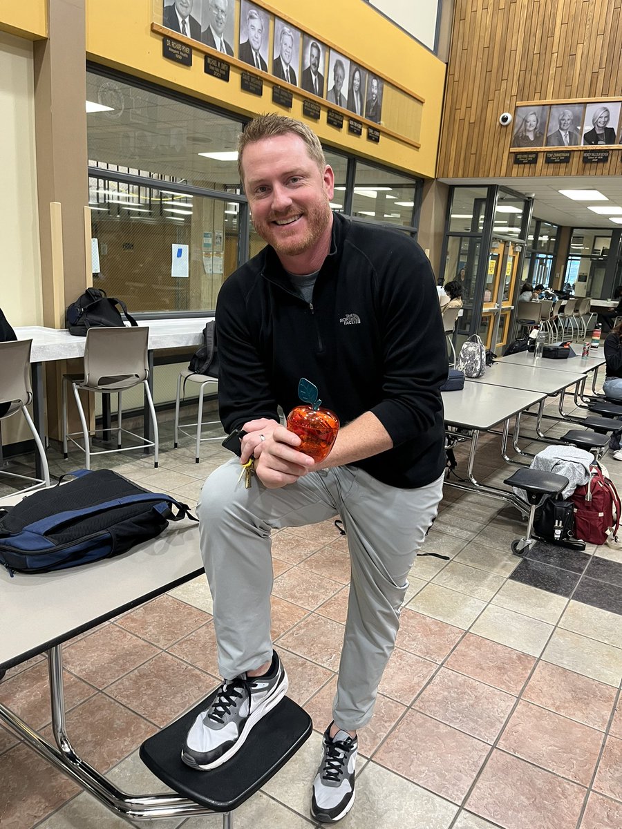 BHSedrising's tweet image. Congratulations to Mr. Brandt for being nominated as our March Educator of the Month!! Mr. Brandt is always super friendly and always engages with students at lunch! Way to go Mr. Brandt! 🍎Thanks to Mrs. Reyes for taking a picture with him and some of our members!