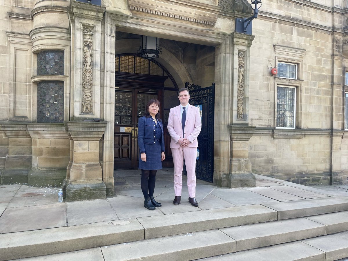 ACinWY's tweet photo. It was good to support @samharveyrural at the @save_sitlington planning inquiry in Wakefield this lunchtime. Sam’s making such a great effort to support the community through this appeal. https://t.co/ViMl8rAREW