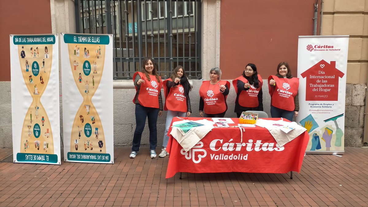 cadiocva's tweet image. 📢 Desde las 12 estamos ya en la calle para poner en valor a las #TrabajadorasDelHogar 
👁️ Visítanos hasta las 14 o de 18 a 20 h.
#ElTiempoDeEllas #DaleLaVuelta
#30M: #DiaInternacionalDeLasTrabajadorasDelHogar
@CaritasCyL @_CARITAS