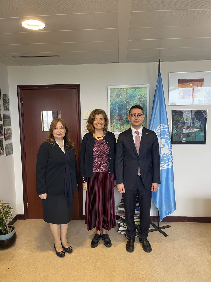 UNESCO Genel Müdür Yardımcısı Sayın Gabriela Ramos ile yapay zeka ve UNESCO Hazırlık ve Değerlendirme Metodolojisi (RAM) alanındaki işbirliklerimiz üzerine kapsamlı bir görüşme gerçekleştirdik.

Teknolojinin hızla geliştiği bu çağda, bilim ve inovasyonda uluslararası iş