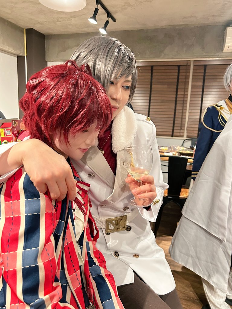 【 Cosplay mhyk 】

                  🤍🧵🕊️西師弟🕊️🧵🤍
🍷─── ⋆₊˚ ☆⋆𓈒 ☽ ₊ ☆ 𓈒˚.⋆ ───🍷
Rustica  :  <a href="/se_ze_no/">せぜの</a>
Chloe     :  <a href="/yume_mochi1112/">ゆめもち</a>
2枚目📷️（ <a href="/hoshi_no_caede/">星野　楓</a> ）
#まほやく_cos 
#夢見月の隠れ家へようこそ20250316