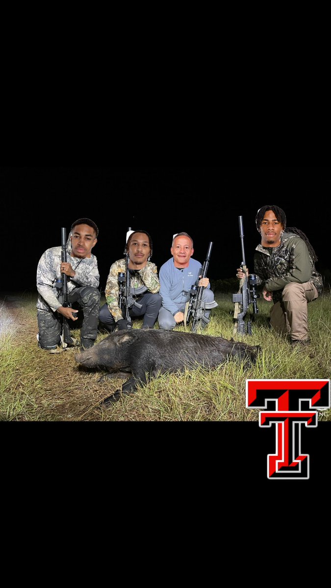 GAMEDAY #WreckEm #Sweet16 #GunsUp #FuckArkansas