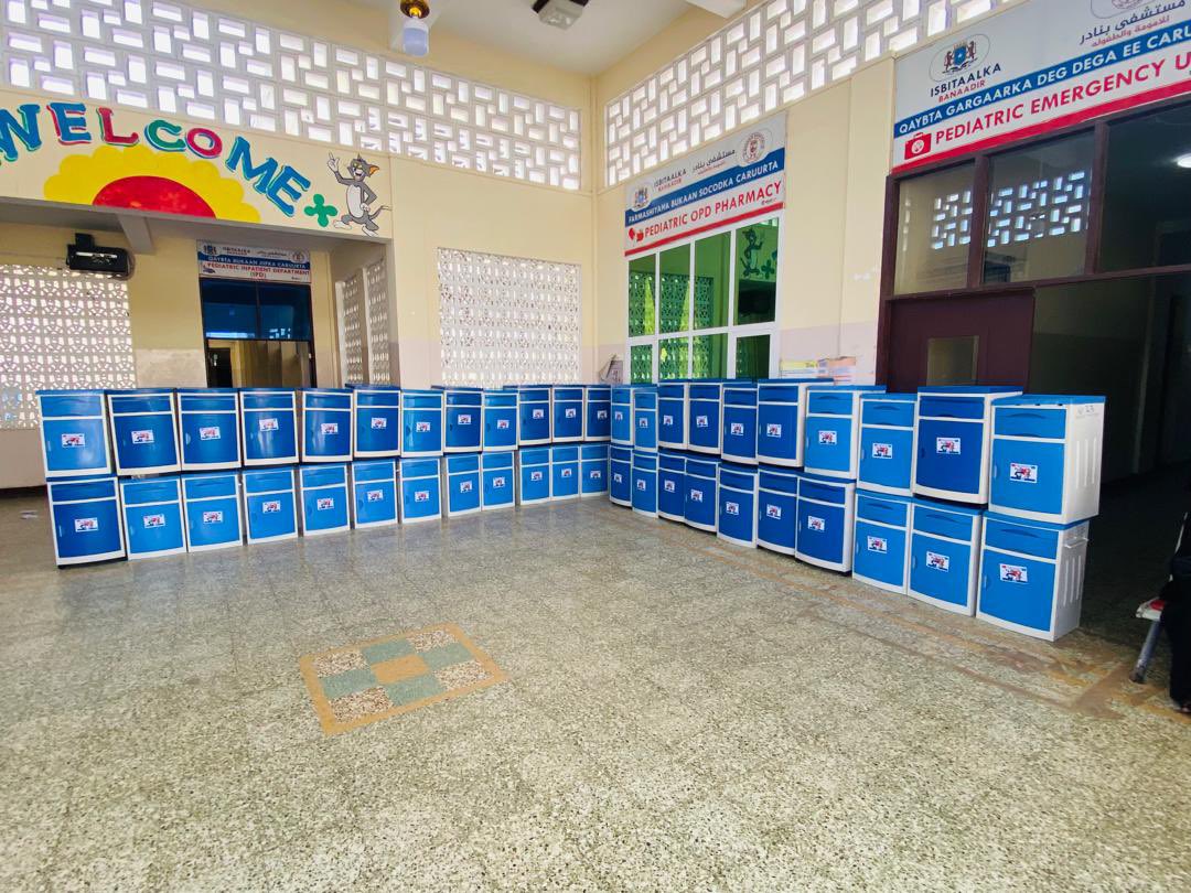 FartunMss's tweet photo. On behalf of Banadir Hospital I extend our heartfelt gratitude to the Embassy of the People’s Republic of China in Mogadishu for their generous donation of computers and bedside Cabinets to Banadir  Hospital, and this will improve health care 
@ChineseSomalia https://t.co/0GjeQqZbqa