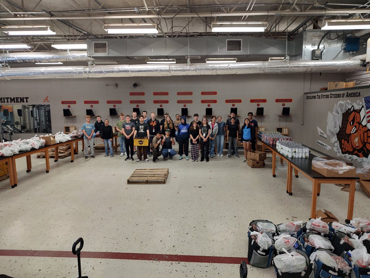 146 served yesterday!!! <a href="/AlvinHSJackets/">Alvin High School (Official)</a> <a href="/AlvinISD/">Alvin ISD</a>