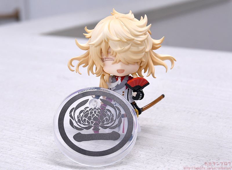 僕は一文字則宗。一文字派の祖で……まぁ、自分で言うのもなんだが隠居の