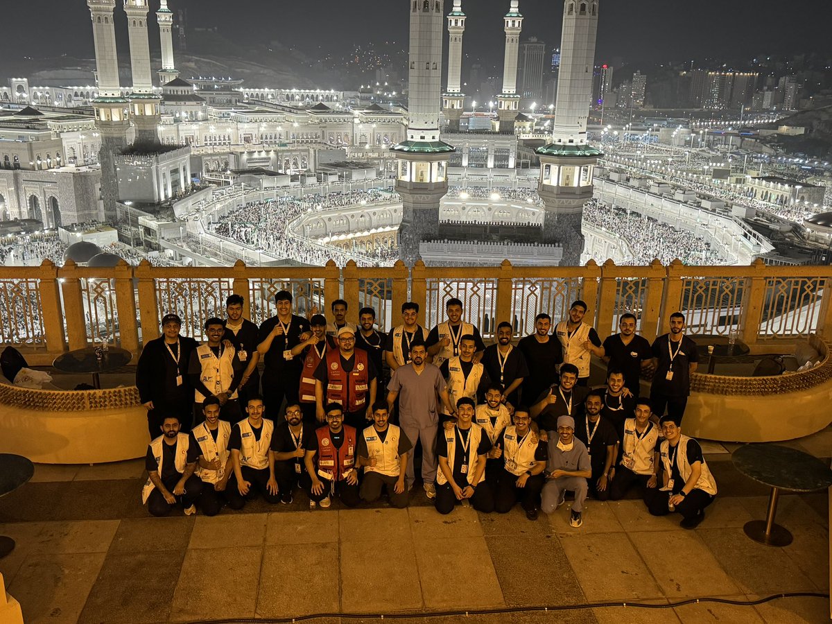 scisaud's tweet photo. يوم الختام..

اللهم لك الحمد على نعمة هذه التجربة، حزينين على فرقى هذا المكان وفخورين باللي قدمناه.

اللهم لا تجعله آخر عهد لي ببيتك الحرام ❤️ https://t.co/I7QZjoXHHO