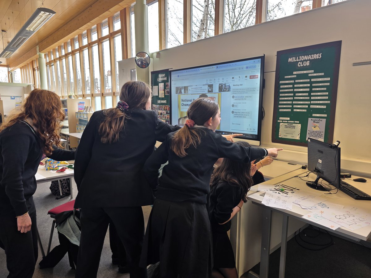 Library at Hornsey School for Girls tweet media