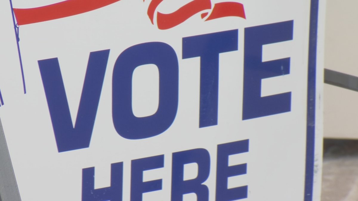 NewsOn6's tweet photo. 🗳️ Early voting starts today in Oklahoma.
From school bonds to local races, make your voice heard in the April 1 election.
Full story: https://t.co/4klBdlNYze
#OKVotes #EarlyVoting https://t.co/pFb6NZbrD0