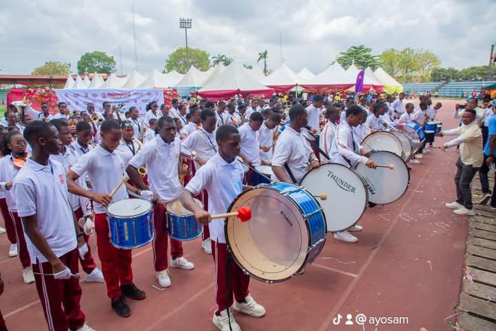 Daecclessia's tweet photo. #honeylandschools #honeylandcollegelekki #ayosam #youngmusicians https://t.co/4g4aM7tBw6