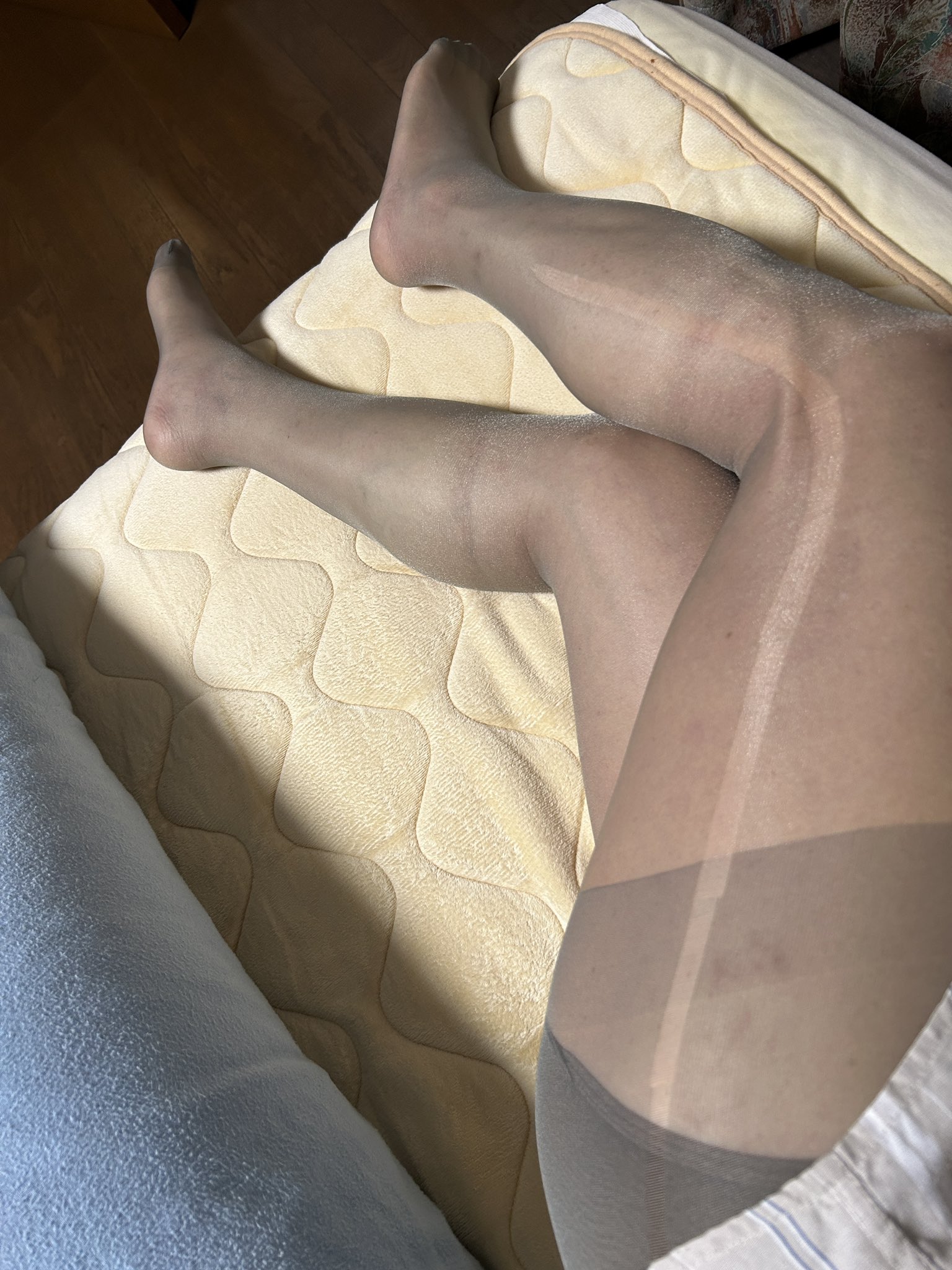 女装子　パンストモッコリ 