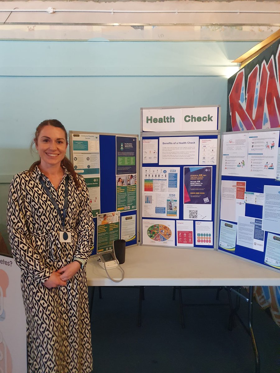 The Diabetes Prevention Team are working alongside Nicola, the Penderi Cluster pharmacist, at today's penderi cluster wellbeing event. Pop along, have a health check, and chat with the team about how eating well can reduce T2DM risk #mdtworking <a href="/SBUHBDietetics/">Swansea Bay UHB Dietetics</a> <a href="/SwanseabayNHS/">Swansea Bay NHS</a>