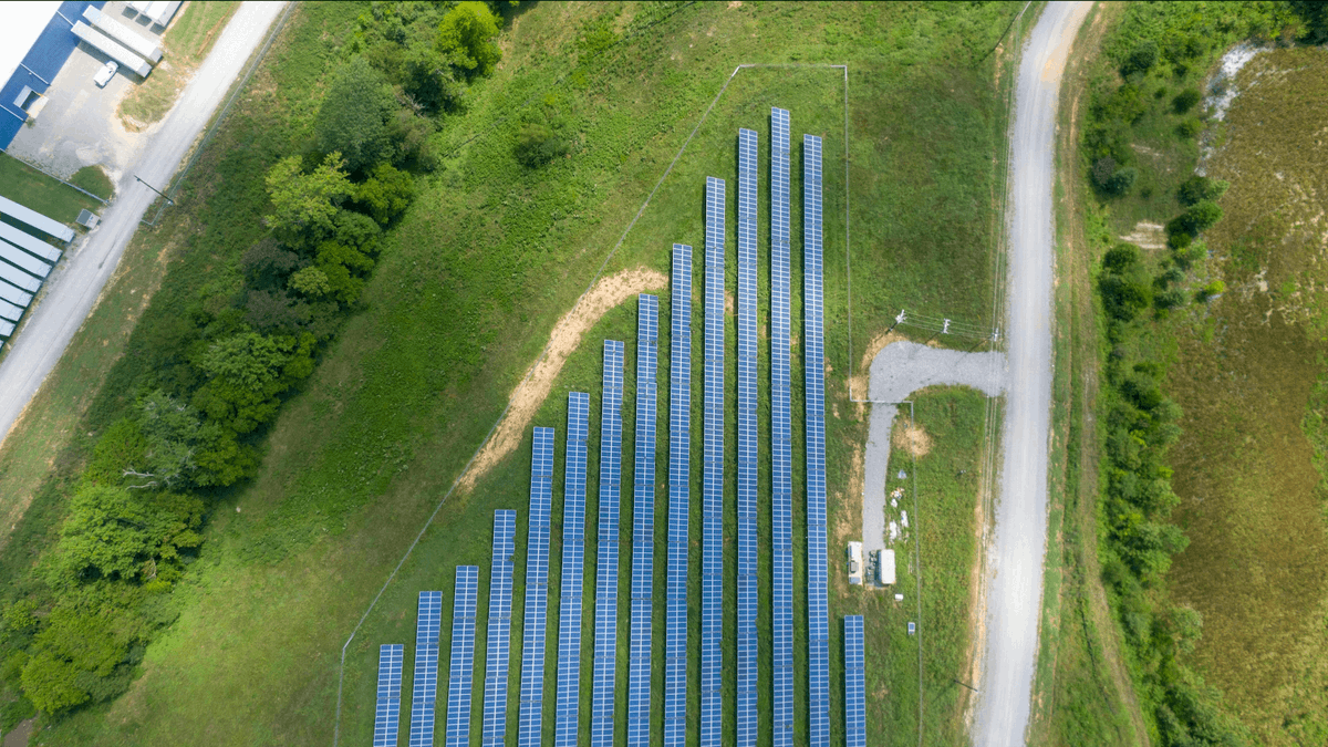 PowerUpConnect's tweet photo. Are you prioritizing renewable energy and grid resilience? Mobile BESS could be the right solution for your power goals. 

https://t.co/2tzXBNQ8wx

#GridServices #MobileBESS #MobileBatteryTechnoloy #EnergyStorage https://t.co/V7QMFWoqEg
