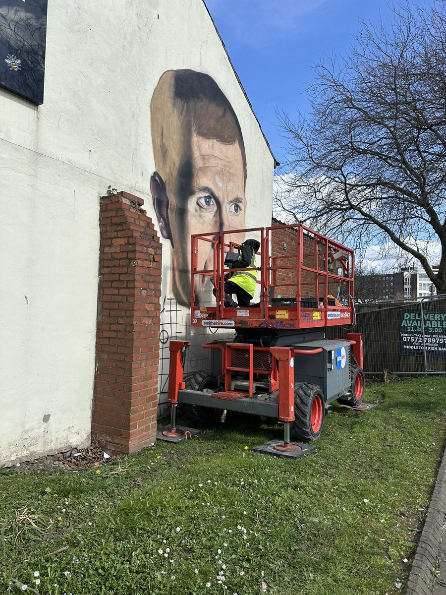 Local lad Paul Scholes mural in his local hometown of Middleton 

THE BEST!! 

#LEGEND
#MUFC