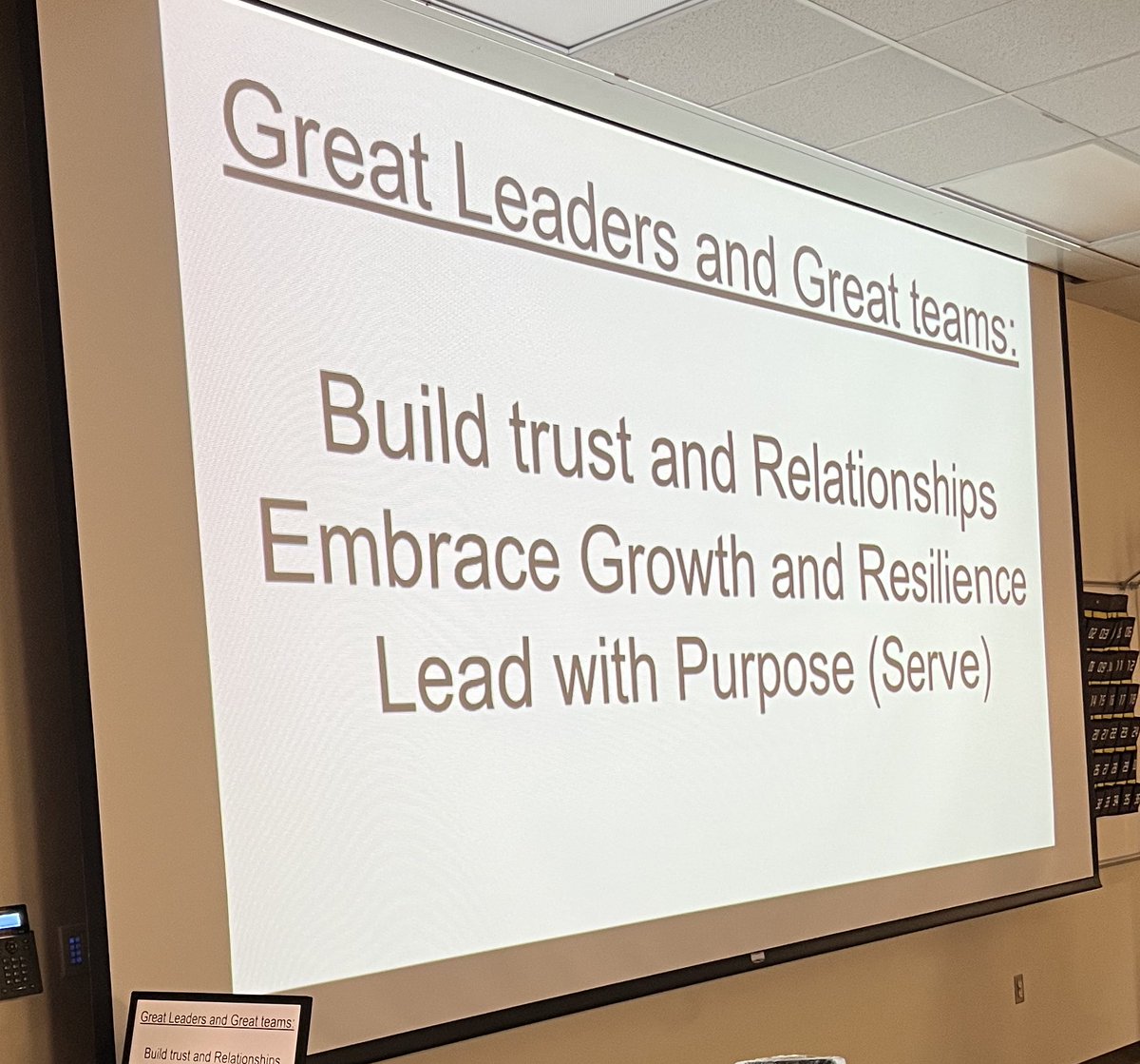 CoachMatlock44's tweet image. “ Great teams thrive on relationships not just talent”. We had a full house for our athletic leadership council meeting. Thanks @CoachNickStokes for serving our young people today.