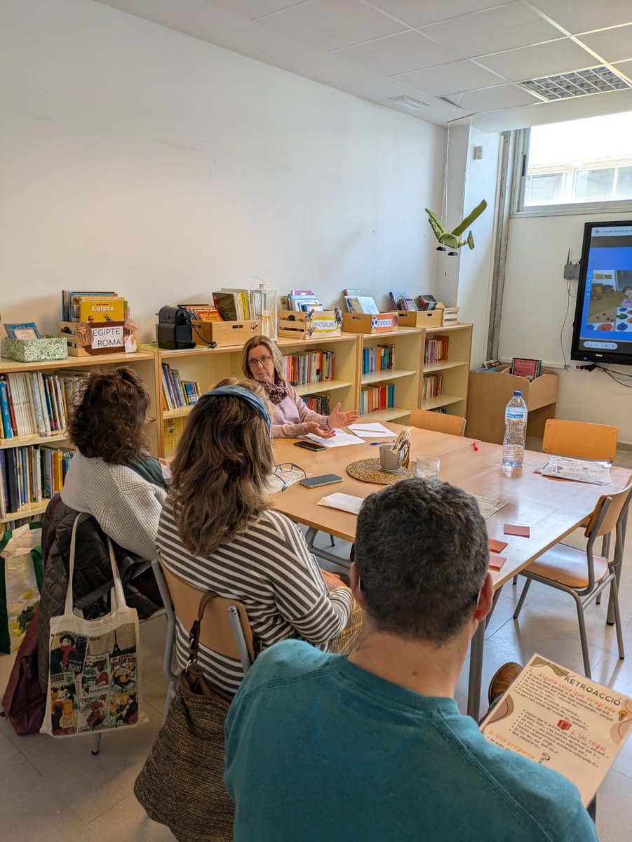 Formació finalitzada sobre matemàtiques competencials al CEIP Gaspar Sabater, amb l'acompanyament de Susanna Morell. Gràcies als mestres per la seva implicació i a Susanna pels recursos compartits. Seguim treballant plegats per millorar l'aprenentatge! 

#edun_ib
#cepcalvia