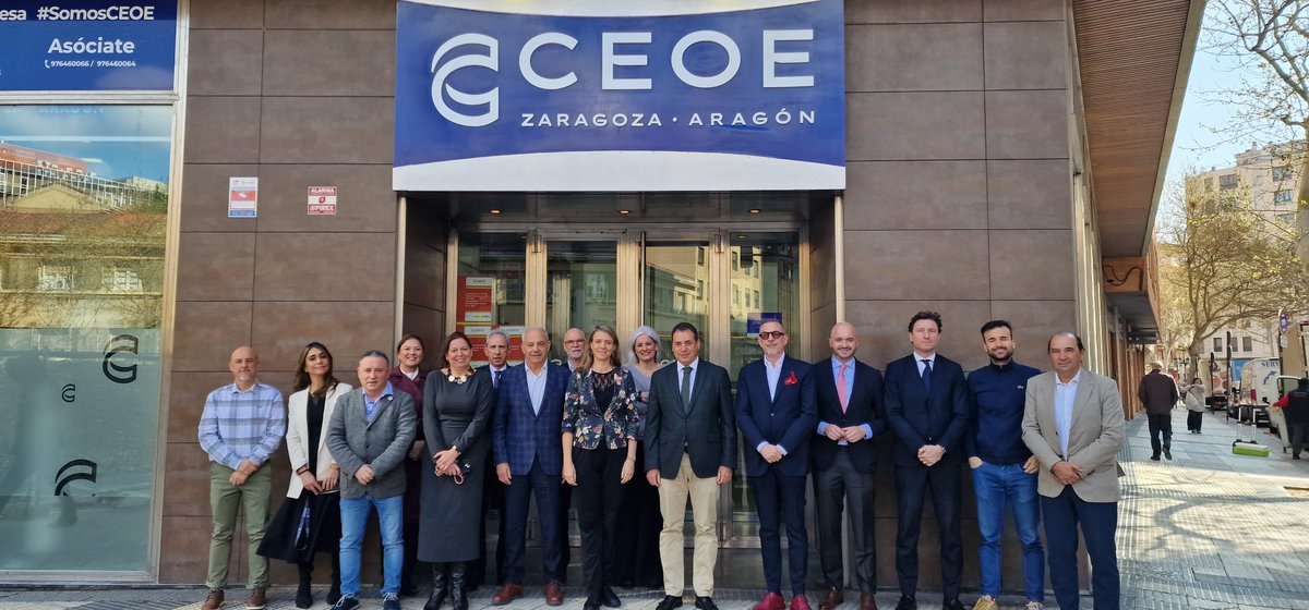 Apoyamos la candidatura de <a href="/angela_demiguel/">Angela de Miguel</a> a la presidencia de <a href="/cepyme_/">CEPYME</a> 

Hoy nos ha visitado y junto a <a href="/Empresarioszgz/">CEOE Zaragoza</a> su proyecto nos parece de unidad empresarial, futuro y defensa de las pymes y el diálogo social.