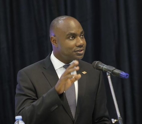 ShakaNiss's tweet image. Hon.@henrymusasizi1 State Minister for General Duties @mofpedU layed @Parliament_Ug the Proposed Annual Budget for FY2025/26

In this proposed budget, @GovUganda will focus on growing the economy #10fold through #ATMS-iCT &amp;amp; enablers @MatiaK5 @Anite__Evelyn @AmosLugoloobi @rggoobi