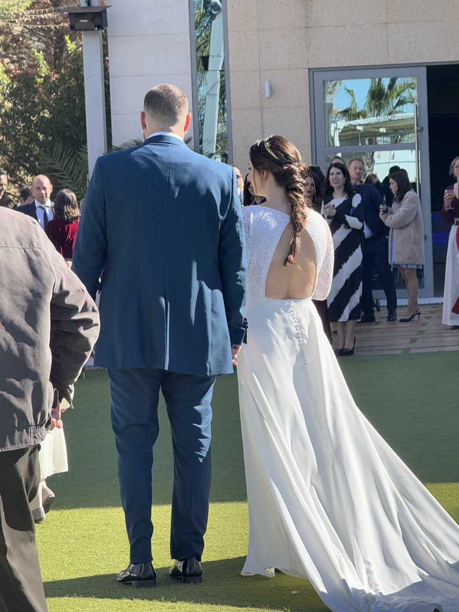 PortondeCondesa's tweet photo. La llegada de los novios a la celebración 🥰
info@elportondelacondesa.com
🌴🌴
#bodas #novios #murcia #novias #celebraciones https://t.co/a8hbShjpYT