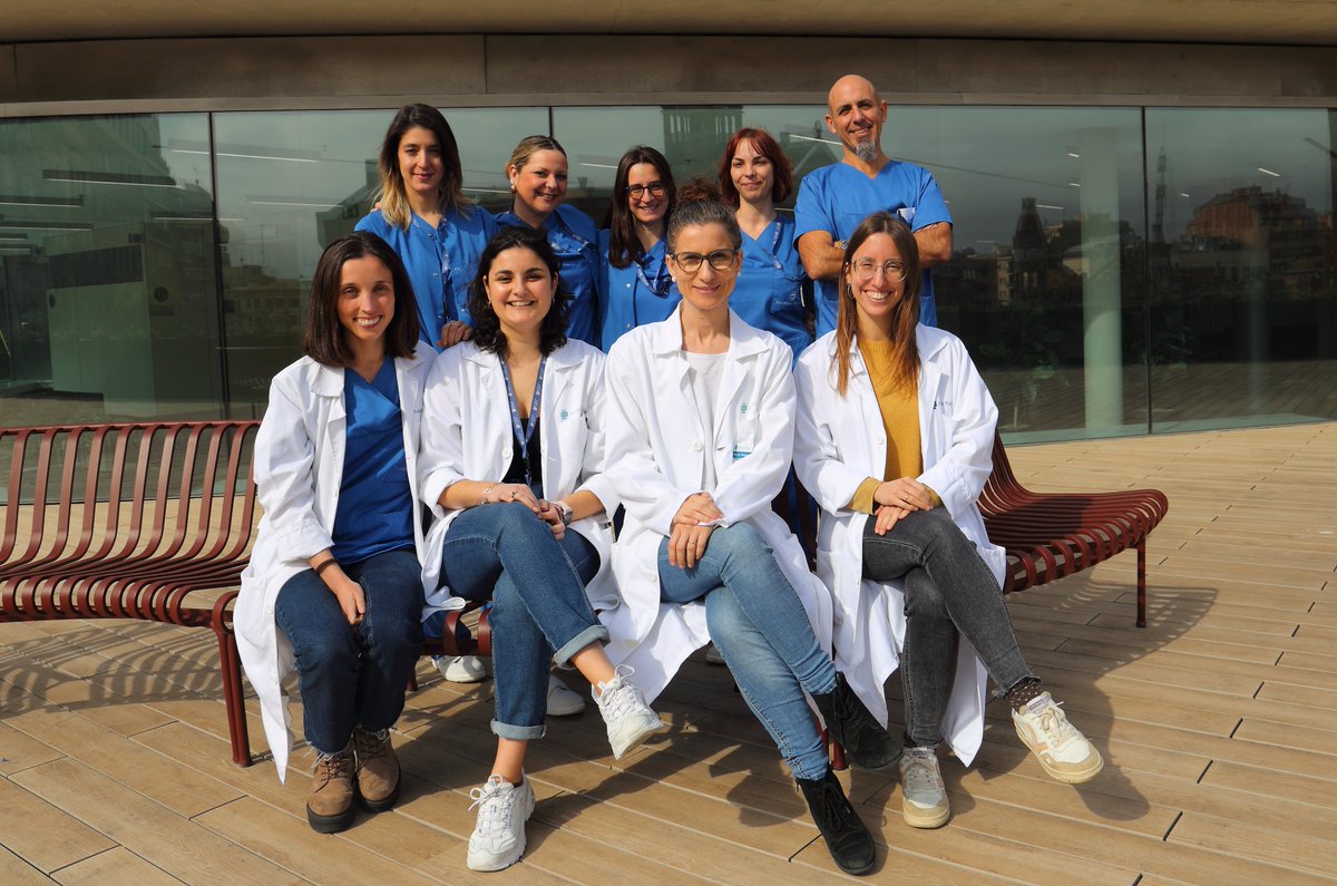 FPuigvert's tweet photo. ❤️ Té un rol crucial en tot el procés assistencial, assegurant que els pacients disposin de la prescripció correcta i d’instruccions clares.

👏 Treballa per assegurar la disponibilitat dels medicaments davant els possibles problemes de subministrament.
🧵👇 https://t.co/TXk7uWoFMp