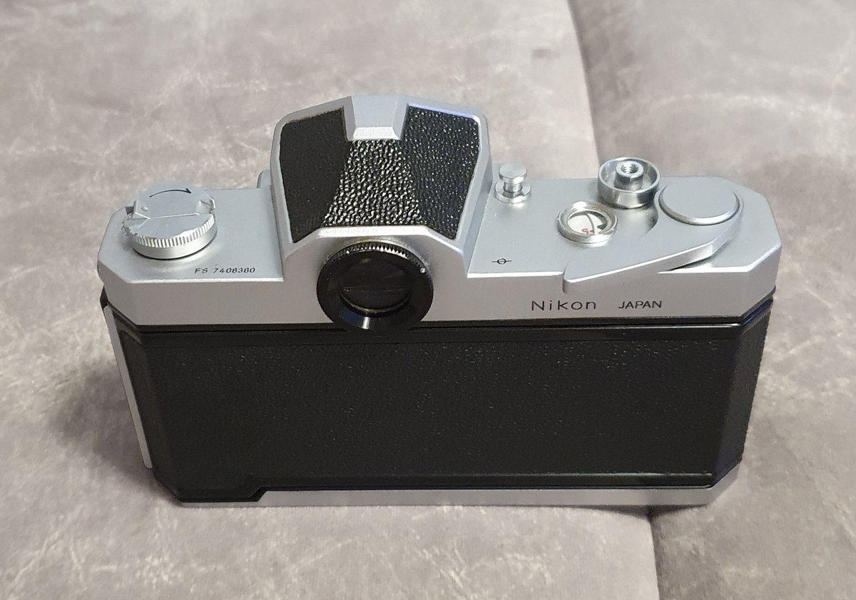 A very rare Nikkormat FS joins the collection,only 20,000 of these were made,available in Nikormat (Japanese Market) and Nikkormat.