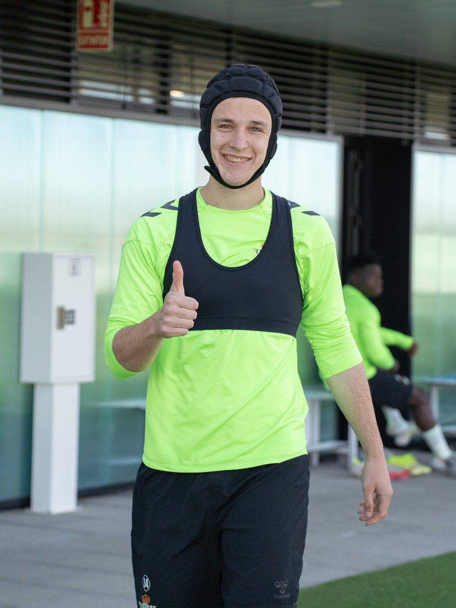 ¡𝑳𝒍𝒆𝒈𝒐́ 𝒆𝒍 𝒎𝒐𝒎𝒆𝒏𝒕𝒐! 🤗💚

𝗙𝗲́𝗹𝗶𝘅 𝗚𝗮𝗿𝗿𝗲𝘁𝗮 forma parte de 𝐥𝐚 𝐜𝐨𝐧𝐯𝐨𝐜𝐚𝐭𝐨𝐫𝐢𝐚 del #BetisDeportivo para el partido de este viernes en casa 😍🔙

#CanteraBetis