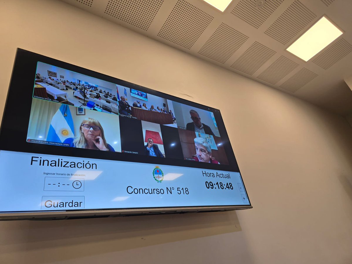 Hoy estuve en Posadas, Misiones, en el Concurso Nº 518 para cubrir un cargo de vocal en la Cámara Federal de Apelaciones.

Se llevó a cabo en el Colegio de Abogados de Misiones con la participación de 32 concursantes. Un paso más en el fortalecimiento de la Justicia Federal. ⚖️