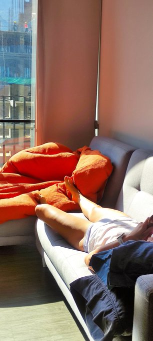 Watch Saori Hotwife's leaked NSFW photo on TwXstars