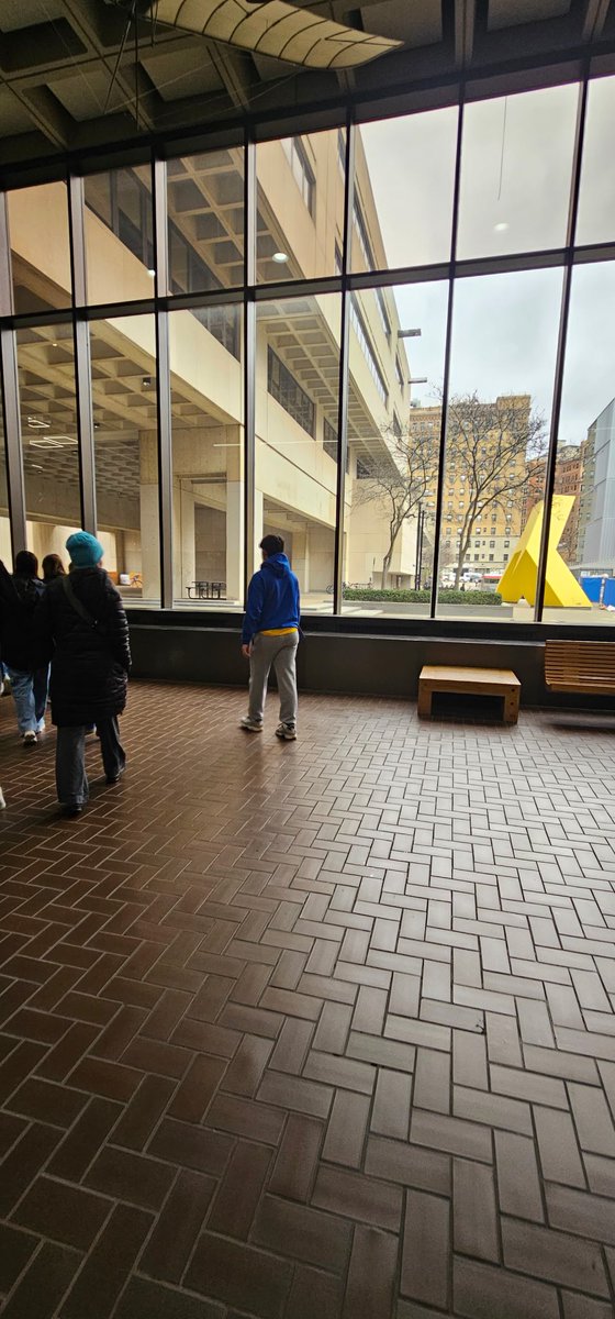 Mandi S. tweet media