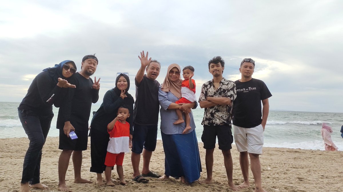 dikaunas's tweet photo. @MrOngDedy Klo masih ada kesempatan nitip ini om https://t.co/oOXmOru5Jm