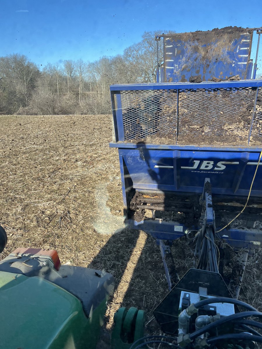 Spreading conservative Manure today because if you go to work, it doesn’t smell liberal shit smells all the time