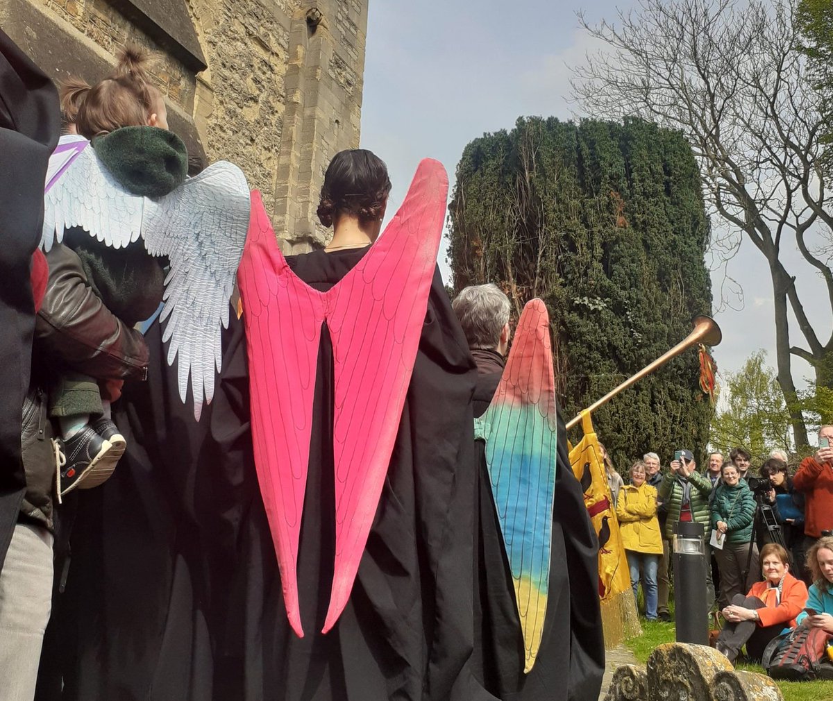 Humanities Division (@oxhumanities) on Twitter photo Step back in time with the Oxford Medieval Mystery Plays 2025 🎭
📅 26 April 2025, 12 noon
📍 Oxford, St Edmund Hall, Queen’s Lane
🎟️ FREE ENTRY, no booking required
Experience the magic of medieval drama brought to life. <a href="/OxMedStud/">Oxford Medieval Studies</a>
medieval.ox.ac.uk/2025/03/21/the… Step back in time with the Oxford Medieval Mystery Plays 2025 🎭
📅 26 April 2025, 12 noon
📍 Oxford, St Edmund Hall, Queen’s Lane
🎟️ FREE ENTRY, no booking required
Experience the magic of medieval drama brought to life. <a href="/OxMedStud/">Oxford Medieval Studies</a>
medieval.ox.ac.uk/2025/03/21/the…