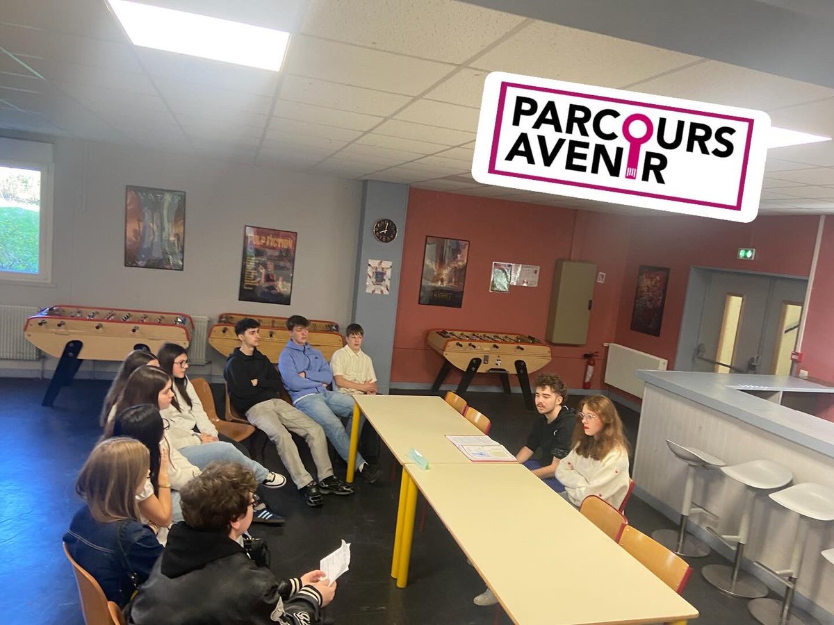 LycRomRolland58's tweet image. Printemps de l&apos;orientation @LycRomRolland58 
&quot;Spé-Dating&quot; #spécialités. 
Moment d&apos;échanges entre les élèves de 2°GT et  les élèves de 1ère et Tale de spécialité.
#pairs #orientation @dsden58 @AcademieDijon @bfc_region @RA_BFC @parcoursup_info @RA_BFC