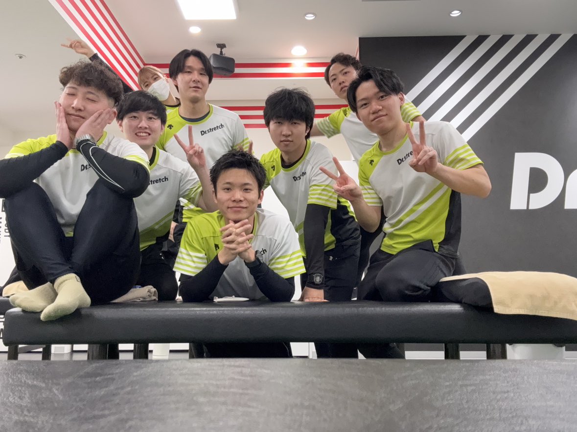 ki_sota826's tweet photo. 「大切な人を大切にするお店」で育ててもらって、気付けば大好きなお客様や、仲間が周りにたくさんできました！
その方々のおかげで今回も店長プレゼン挑戦できました！！
ぜひ、見ていただけたらなと思います🙏

#店長プレゼン
#家族のように大切にするお店
#大切な人を大切にするお店
#モンチッチ https://t.co/02lRiDqmhz