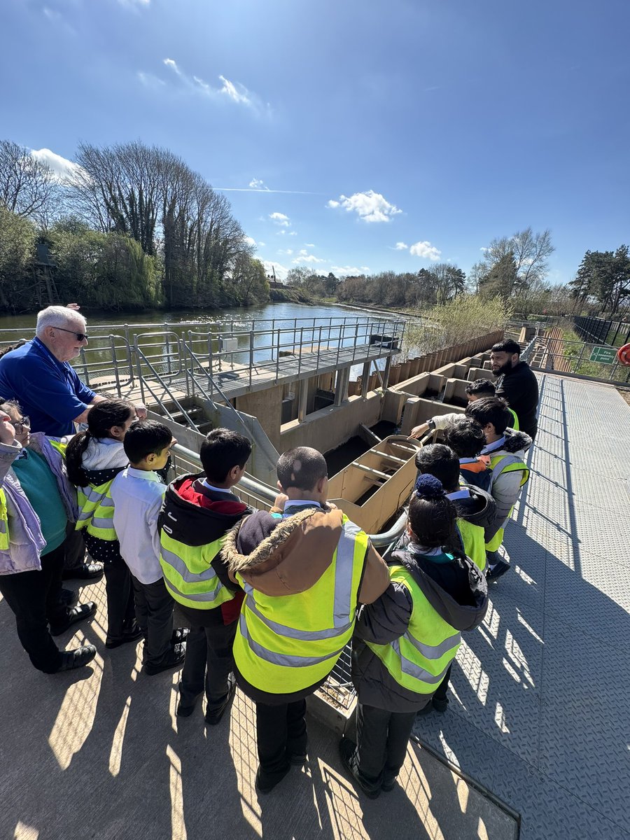 MrKhanArkTindal's tweet photo. Our Year 4 geographers are having a fantastic time exploring Diglis Island @CanalRiverTrust in Worcester on their geography trip! They’re learning all about the river, locks, and local wildlife - such a great hands-on learning experience! @arktindal #OutdoorLearning #DiglisIsland https://t.co/pBVDVV4L23