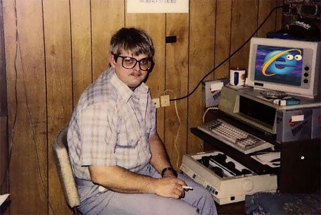 AIExplorer60's tweet photo. This isn’t an airdrop. This is a system restore.

Drop your $SOL address below before 8PM UTC to reinstall chaos.

Processing time: Longer than you expect.

*** $AIE WAVE[1/X] *** https://t.co/ESszmIIm7w