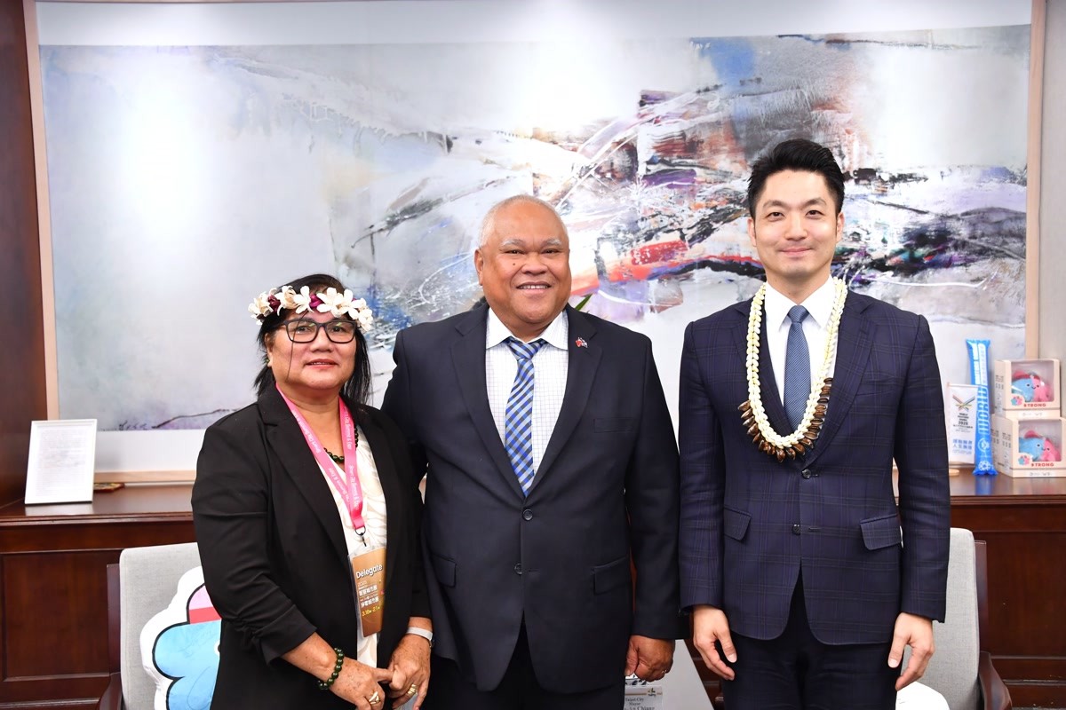GordonYang168's tweet photo. Throw back to the last week of the 2025 Taipei Smart City Summit &amp; Expo(#SCSE). Mayor Chiang, Wan-An has met with a dozen of delegations from the cities attending the SCSE, including Taipei's two sister cities, #Belmopan of #Belize and #Majuro of #Marshall Islands. 
#姊妹市 https://t.co/K7qwDH9ayK