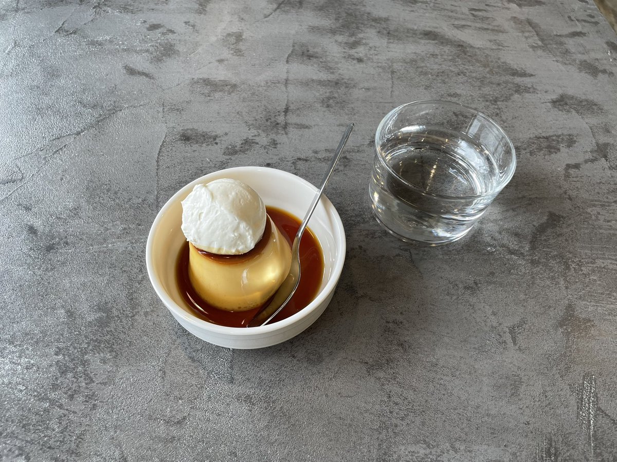 km_7614's tweet photo. 🍮♡ https://t.co/vZ32Dg0nLq
