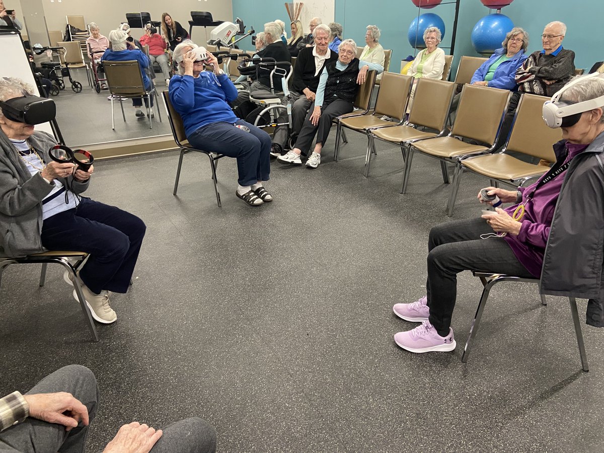 Recently Middlesex County Library staffed visited Dorchester Terrace to give residents the opportunity to experience virtual reality.

Participants enjoyed playing games and exploring far off places, without leaving their chairs!