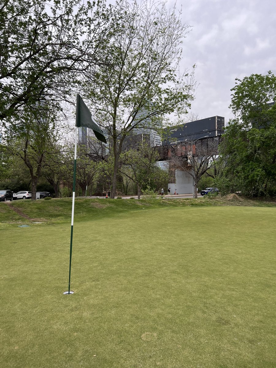 SnapNasty05's tweet photo. Just a few Par 3’s and a view https://t.co/HJ7GIT2Dcc