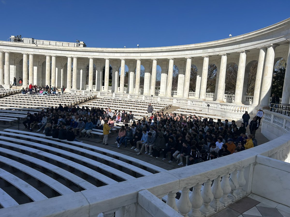 ben_hodge's tweet photo. DC trip 2025! Beautiful morning!  @AvonDCTrip @kd_buller @Fitch_assistant @avoneagles https://t.co/k2dH2Z2Ft4