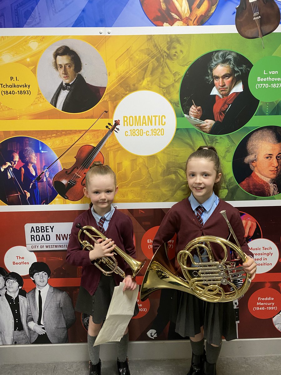 The circle of life in <a href="/standrewssec/">StAndrewsSEC</a>.bsky.social music dept. The Rossi family and the Docherty family