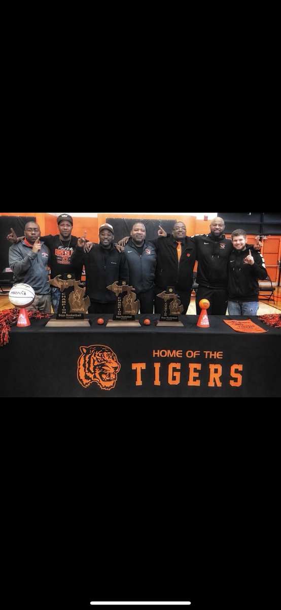 Full of Head Coaches ✊🏾