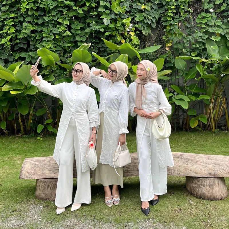 Temukan dan dapatkan FLORA Tunik / Tunik Katun Bordir/ Tunik Wanita Ready hanya -Rp0 di Shopee sekarang juga! shopee.co.id/aleshafashion.… #ShopeeID
 
#SkandalShellaSauki Ridwan Kamil STAY SAFE