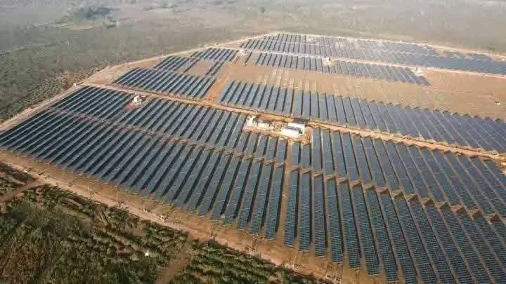 🇨🇺 #SinPerderUnDía 
Los siete inversores del Parque Solar Fotovoltaico "Cruce de la Trocha Ciego Norte" ya están sincronizados...
<a href="/Conavil_ECM/">CONAVIL - Empresa de Construcción y Montaje</a> 

#CubaVencera
#CiegoEn26