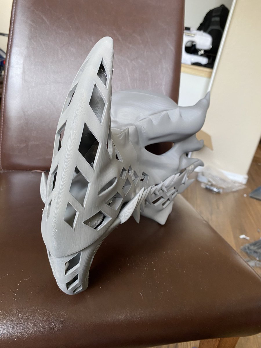 Agnaktor fursuit coming soon.....

#agnaktor #MonsterHunter