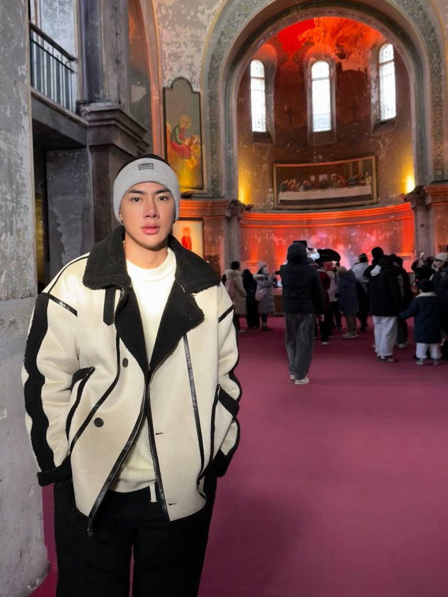 เธอชื่ออะไรทำไมน่ากินจัง🤍