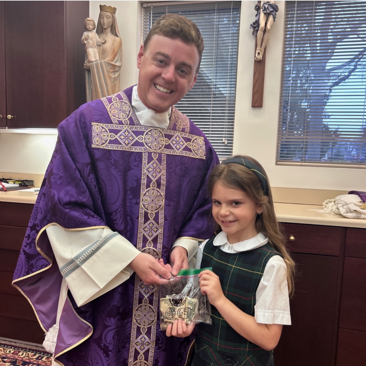 ADWCathSchools's tweet image. Our #ADWCommunity is walking together on their Lenten journey, growing in faith through prayer, fasting, and almsgiving. As our students reflect and prepare their hearts this season, may the Holy Spirit guide and inspire them every step of the way.