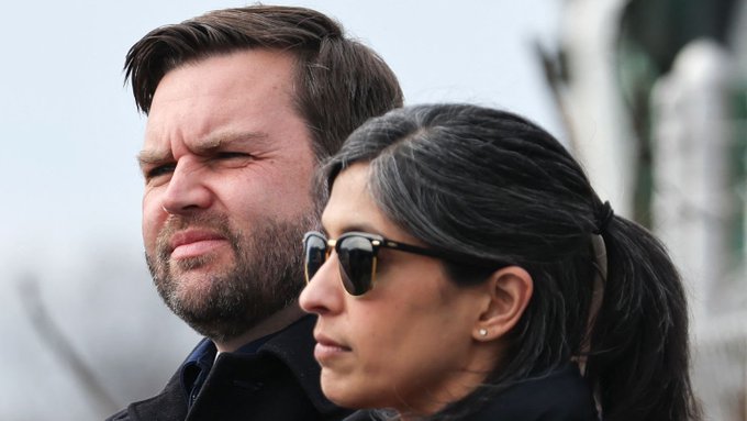 GnDa3kRXoAAPtfO?format=jpg&name=small