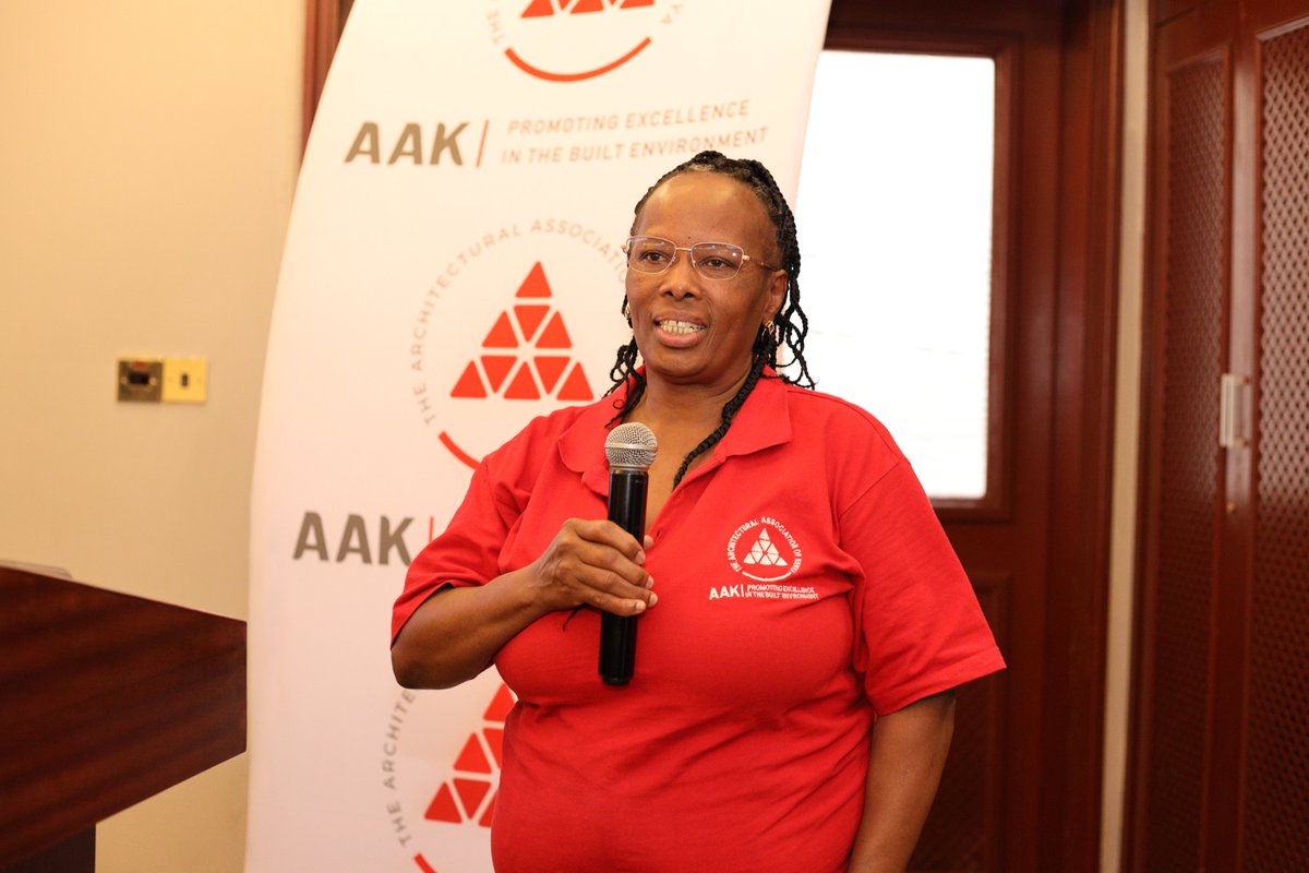 AAK members honored our Administrative Secretary, Mrs. Lenah Waweru, for her twenty years of dedicated service to the Association. Throughout her tenure, Lenah has been a pillar of support, demonstrating unwavering commitment, professionalism, and excellence in her role. Her