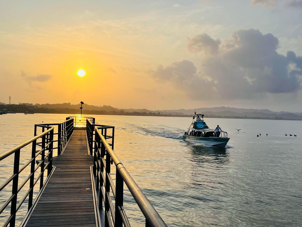 🌊✨ Hermosa postal desde la Base Náutica de Necoclí! 🚤🌴

El sol brilla, las olas cantan y la brisa marina nos llena de energía. ☀️🌊 ¡Un rincón perfecto para disfrutar de la magia del mar! 🏝️💙

#Necoclí  #MarYPlaya #Urabáunaregiónqueenamora 🚤🌞